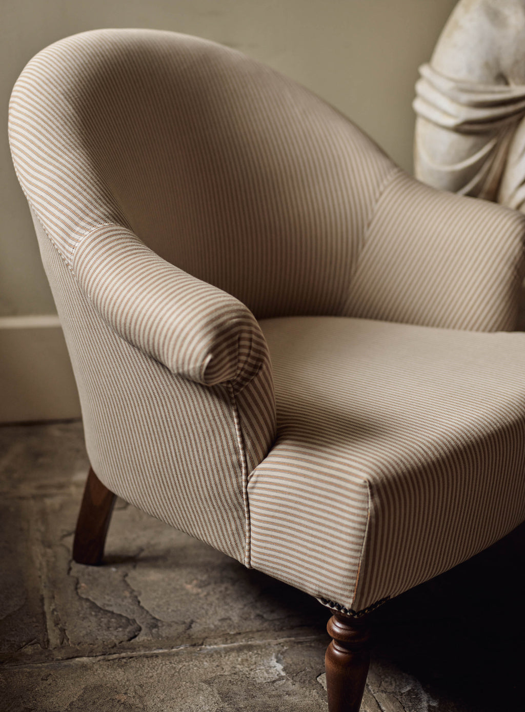 Fauteuil Clandon, velours sauge