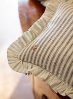 Coussin en lin à rayures