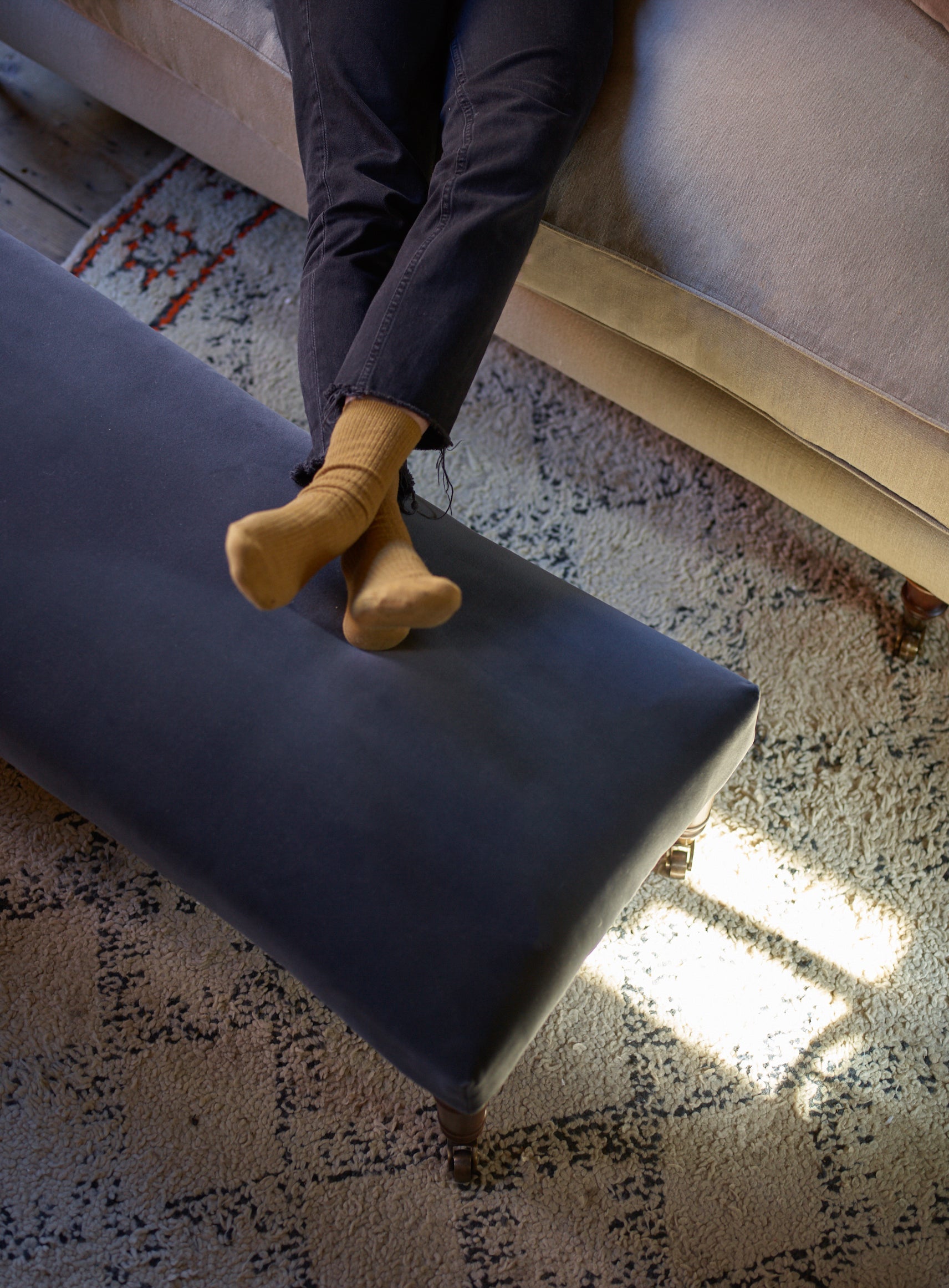 Repose-pieds Edmund, grand, rayures taupe Heritage