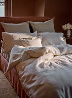 Couette en lin brodé