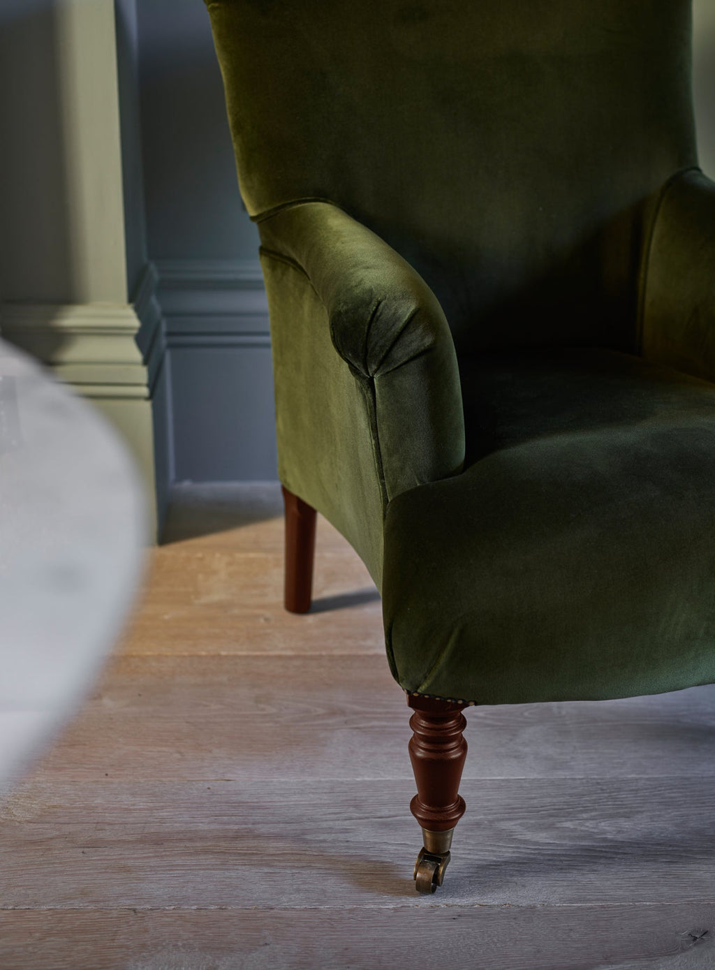 Fauteuil Finley, velours olive foncé