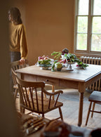 Table à manger carrée en chêne Stanton