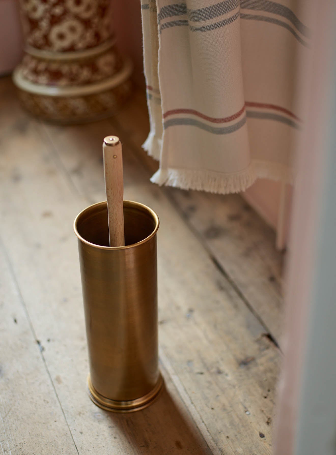 Porte-brosse de toilette Bilton, laiton antique
