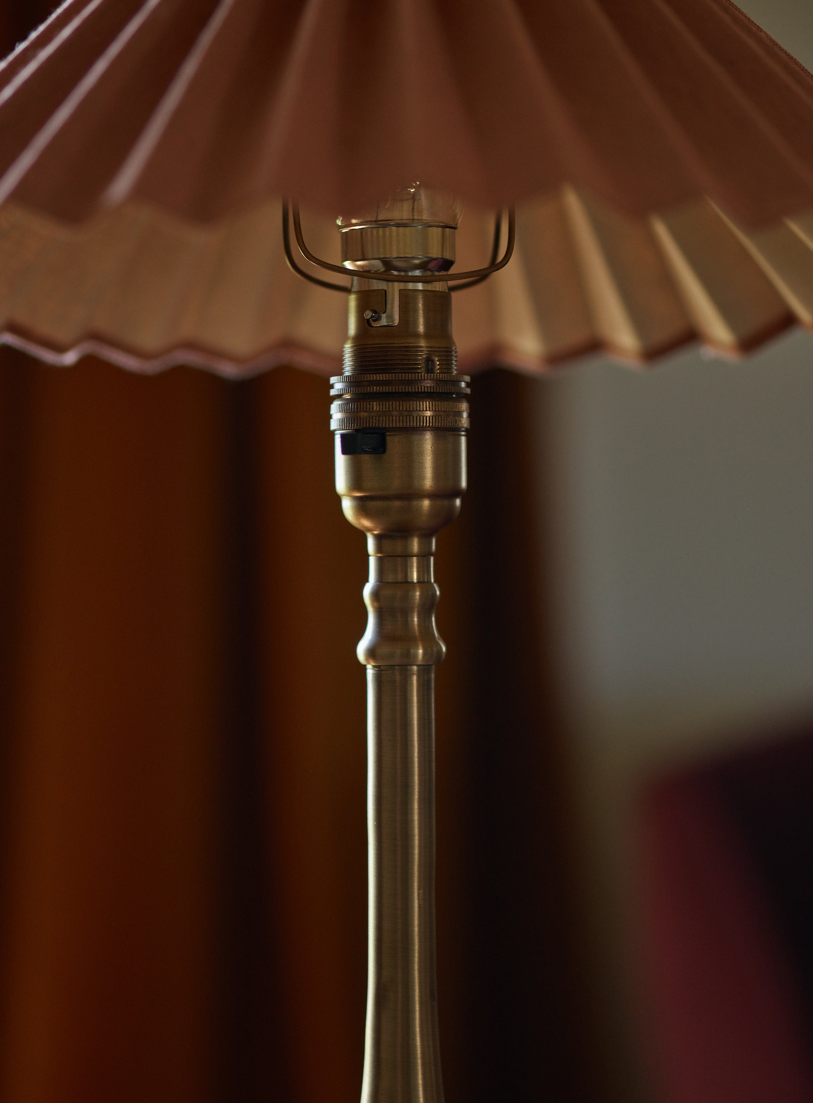 Lampe de table en laiton Barnaby