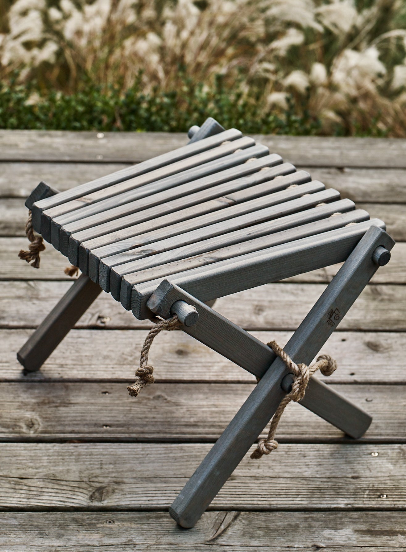 Tabouret d'extérieur Harmen, gris huilé