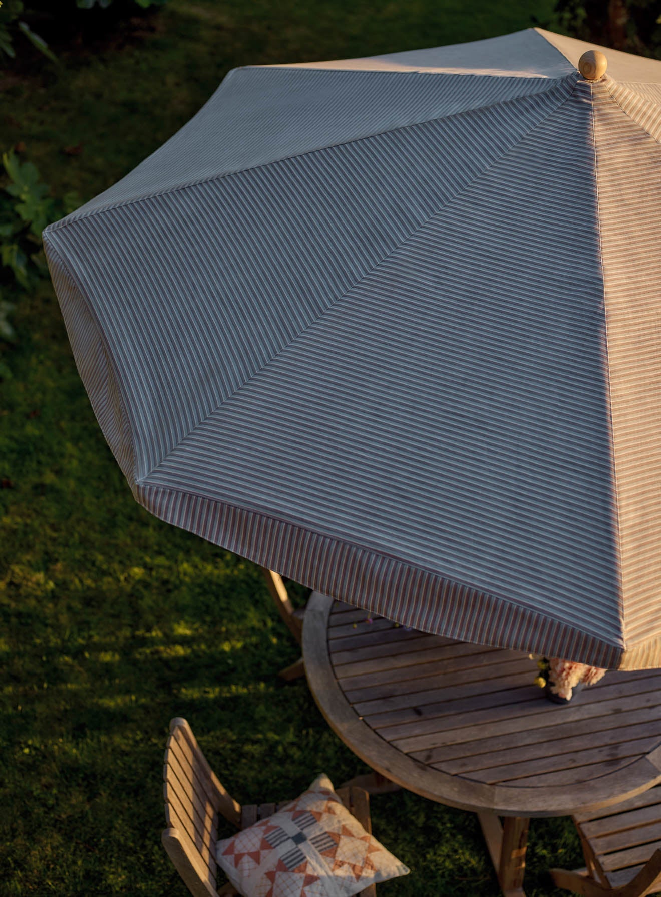 Parasol Polperro, rayures bleues